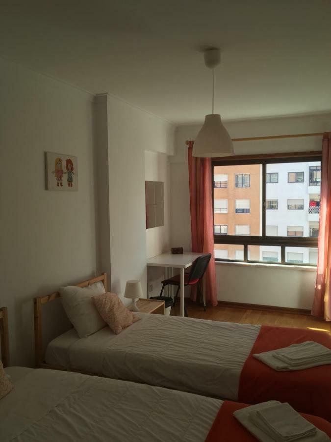 Apartamento Familiar Lisboa Taguspark São Marcos Exteriör bild
